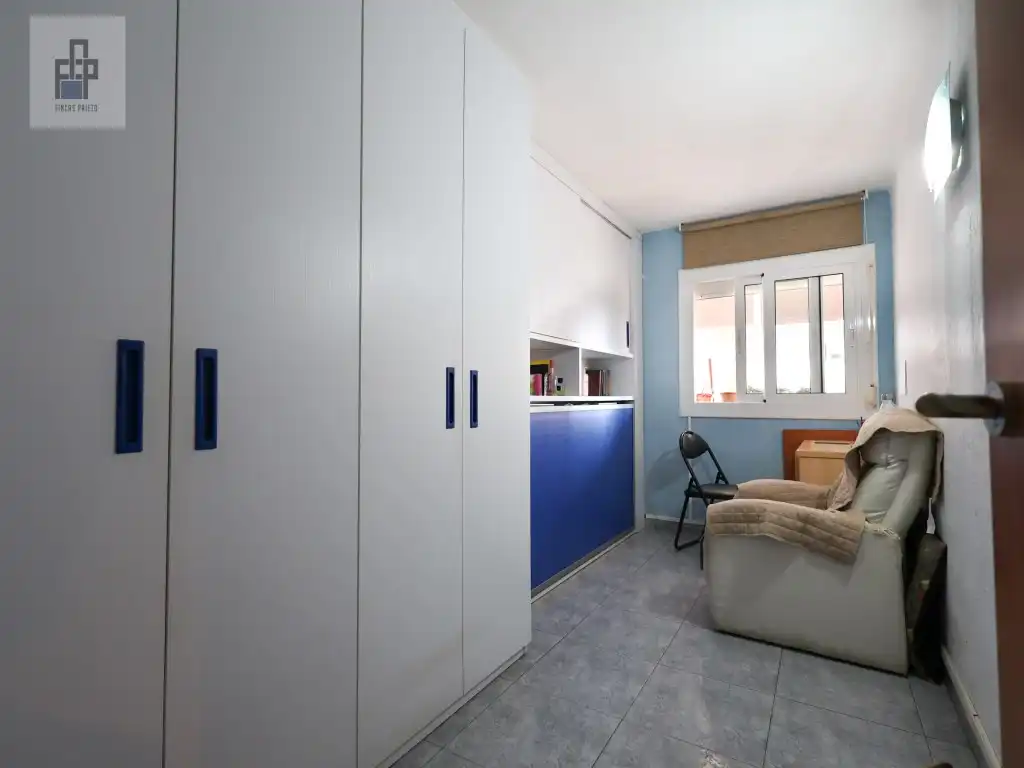 Bedroom of Flat for sale in Cornellà de Llobregat