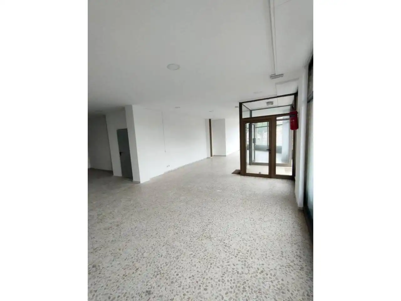 Local comercial en venta en Calle Cardenal Vidal i Barraquer, imagen 4