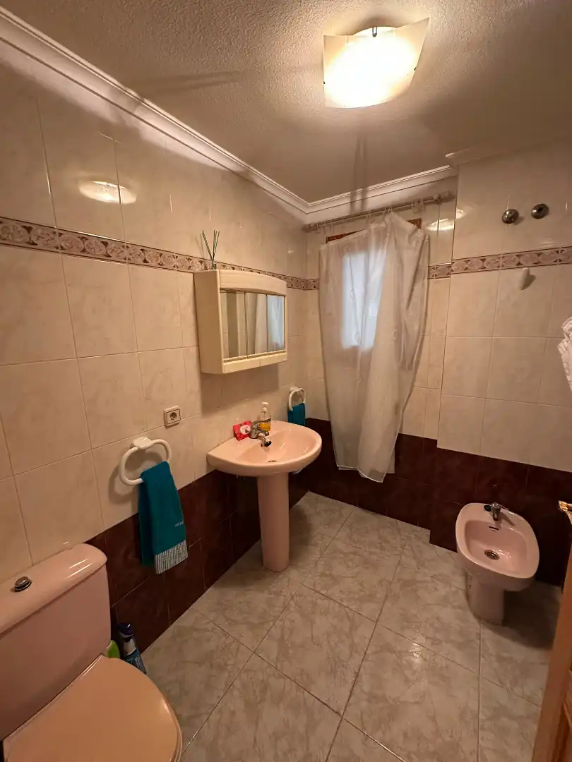 Bathroom of Flat for sale in Bigastro  with Air Conditioner, Terrace and Furnished