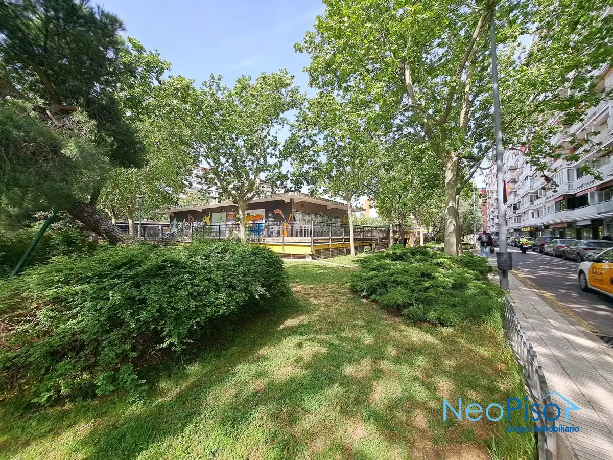 Vista exterior de Piso en venta en Alcorcón con Terraza