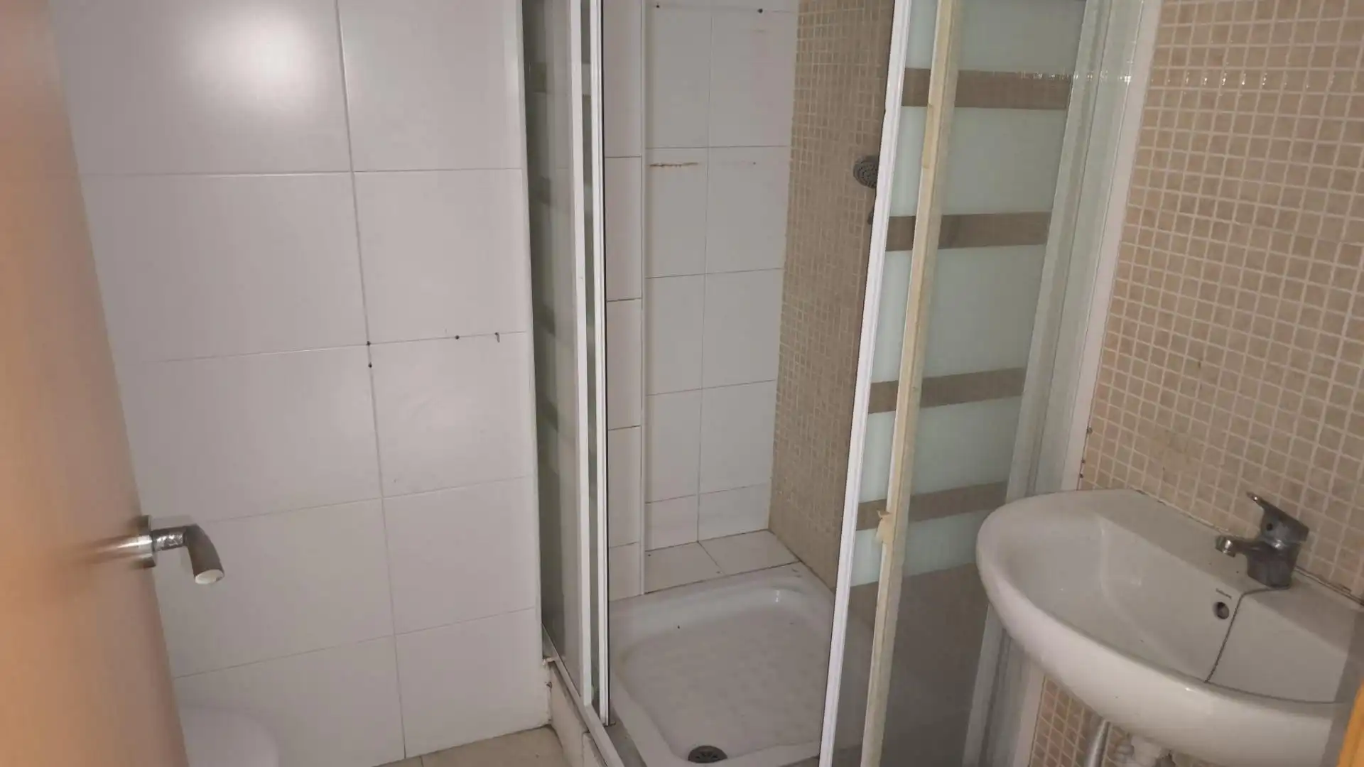 Baño de Piso en venta en Benicarló con Aire acondicionado, Terraza y Balcón