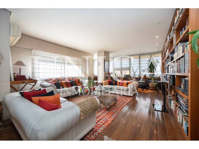 Piso en Venta en Calle Santo Domingo de Silos en El Viso