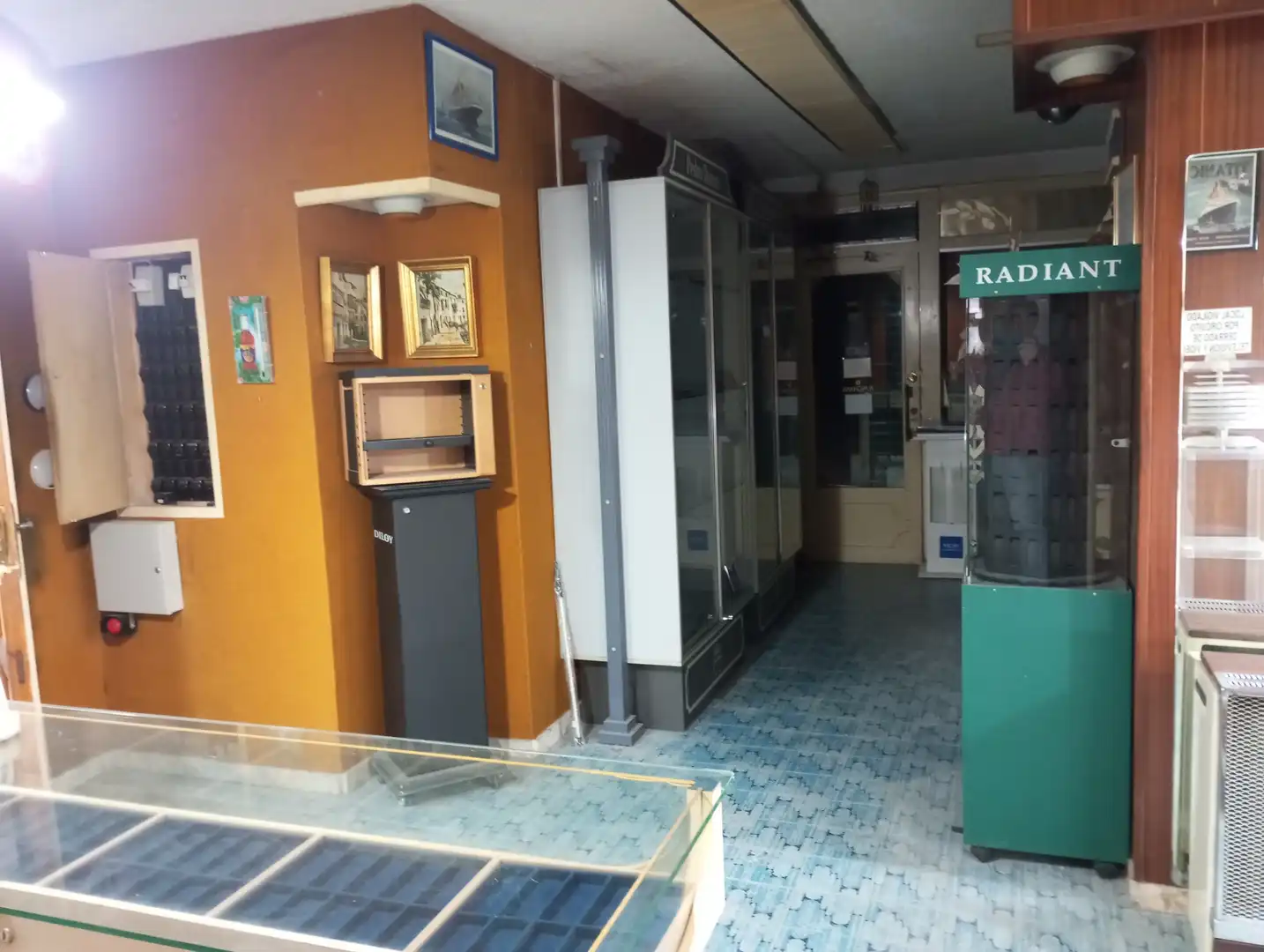 Edificio en venta en Baza
