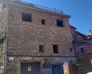 Vista exterior de Finca rústica en venda en Guijo de Santa Bárbara amb Aire condicionat i Moblat