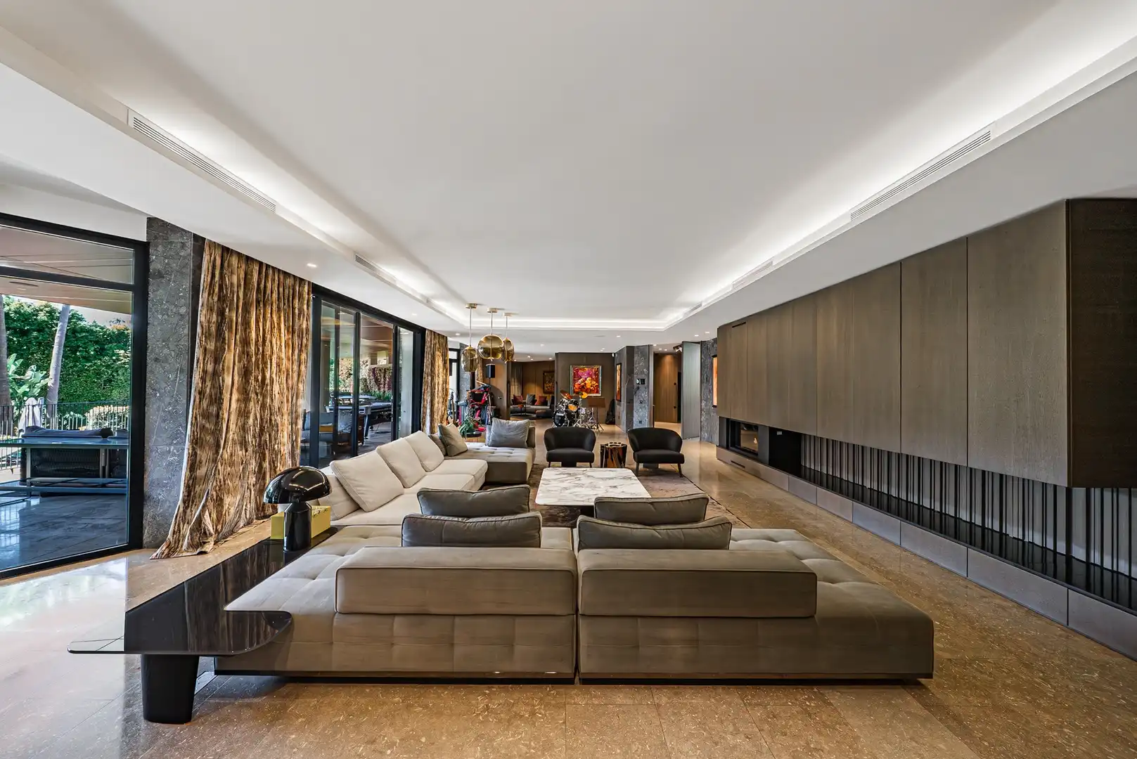 Living room of Houses for sale in Marbella  with Air Conditioner, Private garden and Terrace