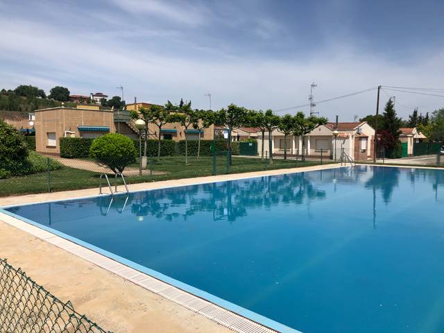 Casa-chalet en Venta en Camino Servidumbre B, 3 en Nalda