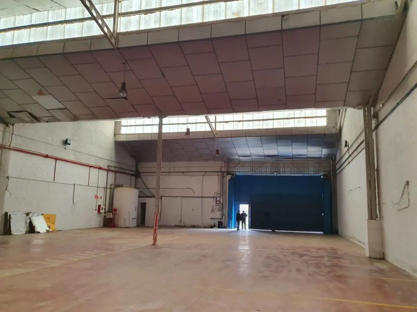 Nave industrial de alquiler en Sevilla