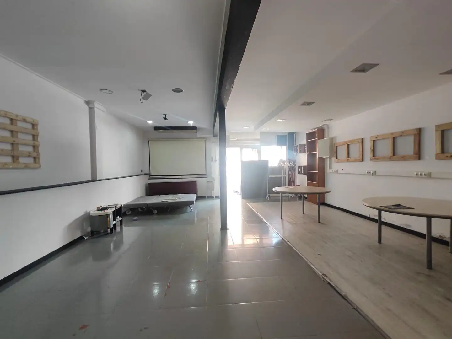 Locale commerciale in vendita a Carrer TARRAGONA, DE, imagen 2