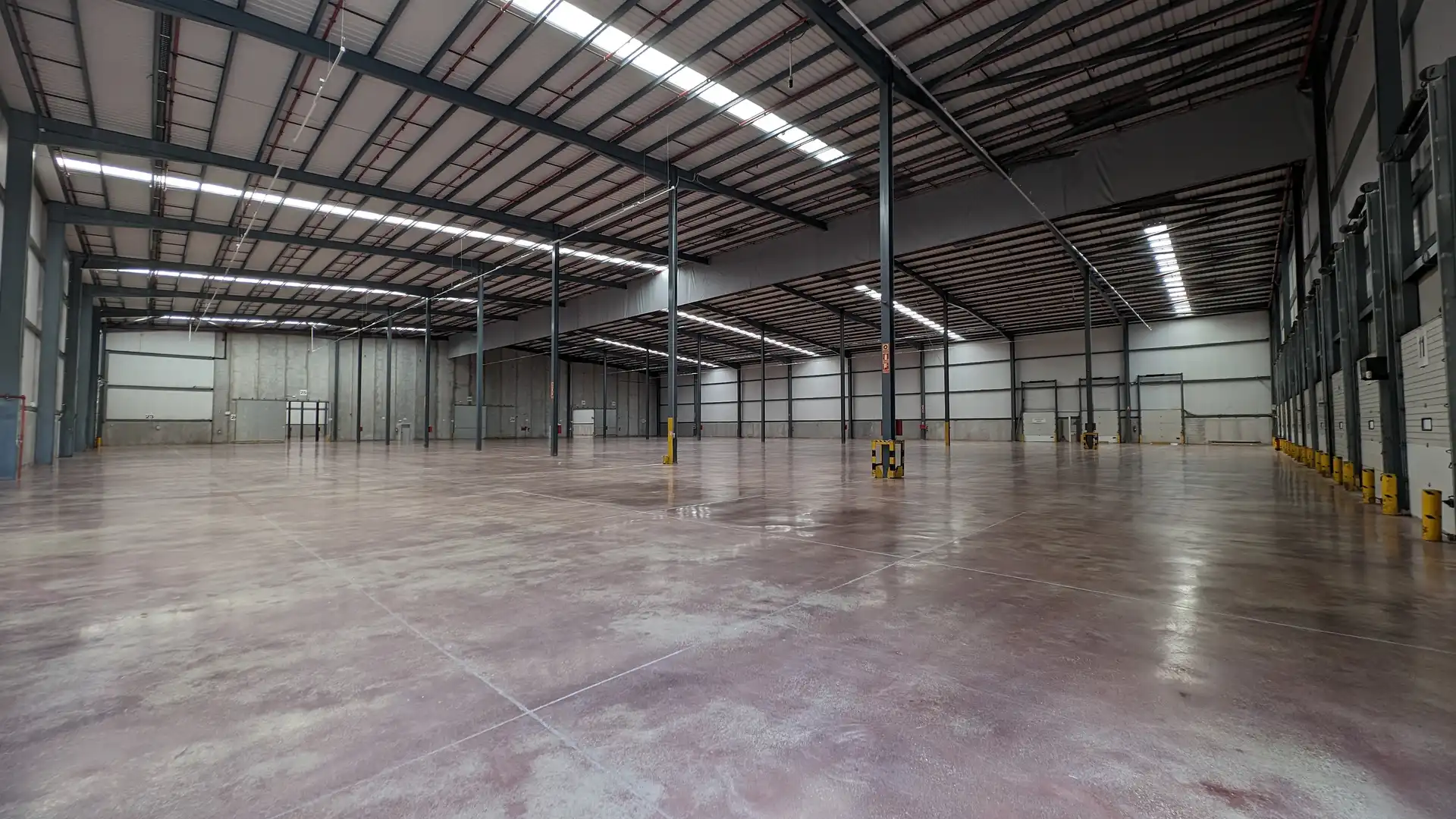 Nau industrial de lloguer en La Bisbal del Penedès