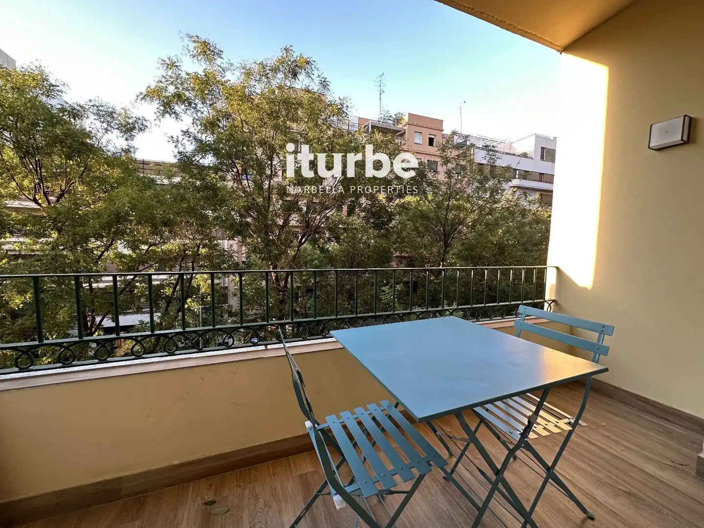 Vista exterior de Pis de lloguer en Madrid amb Aire condicionat, Calefacció i Terrassa