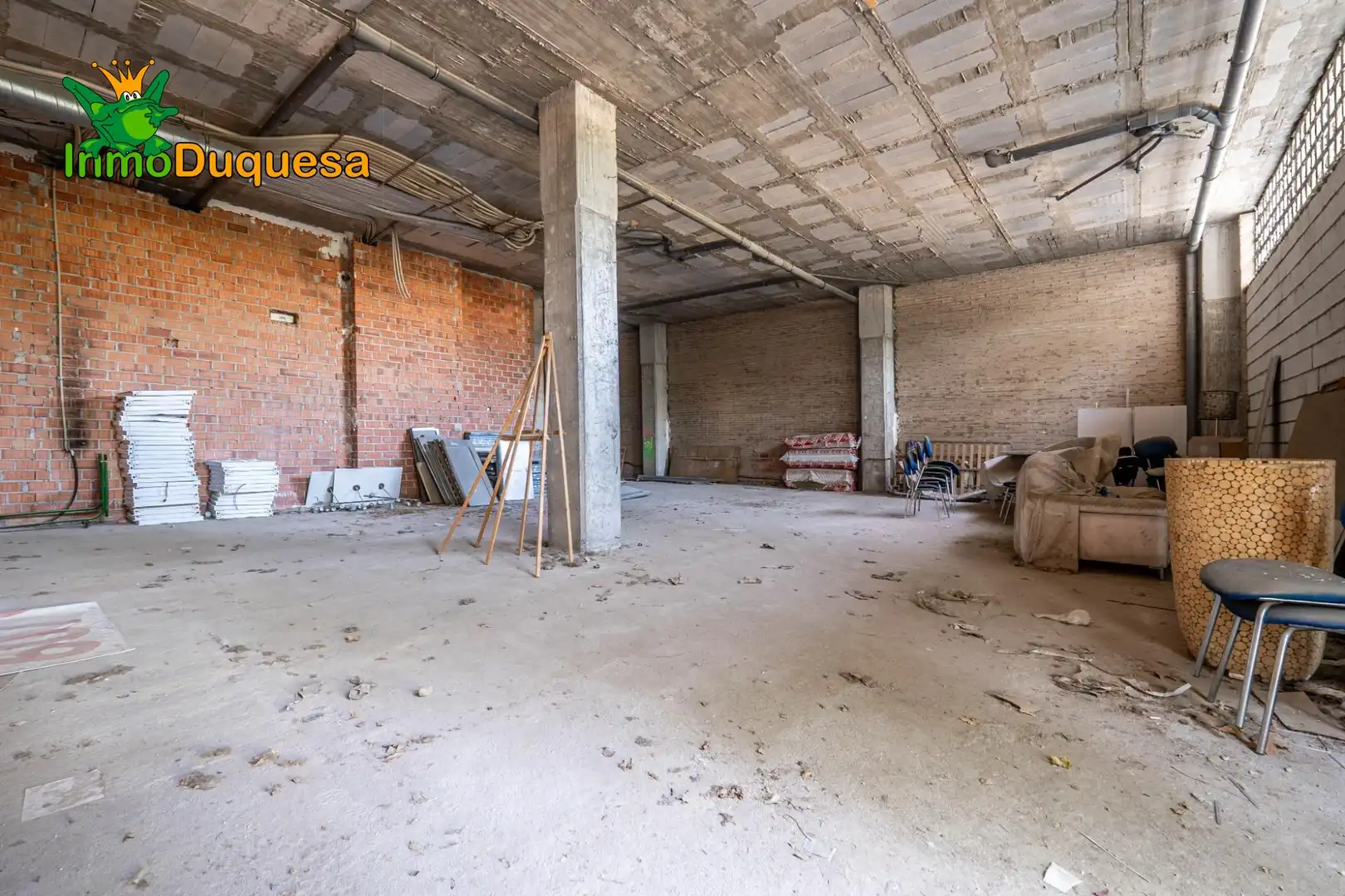 Local comercial en venda a Catedrática Asunción Linares, imagen 3