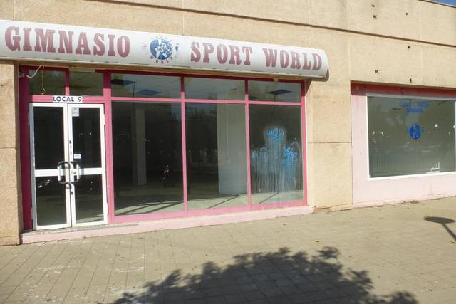 Local comercial en Venta en MILANO PLOMIZO en Urbadiez - Entrepuentes