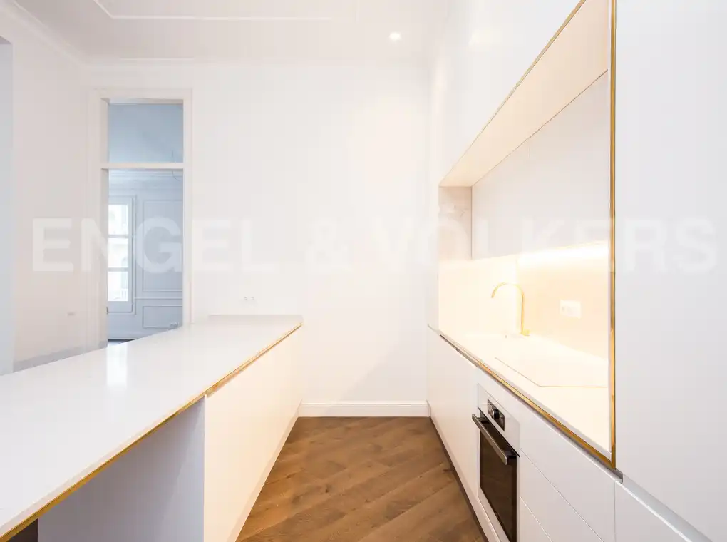 Appartamento con terrazza in vendita a Eixample, imagen 7