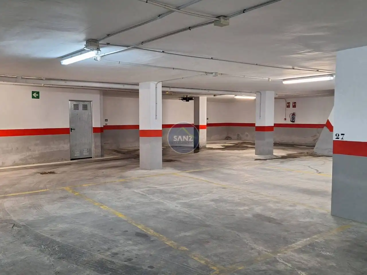 Aparcamiento con ascensor en venta en Treballadors