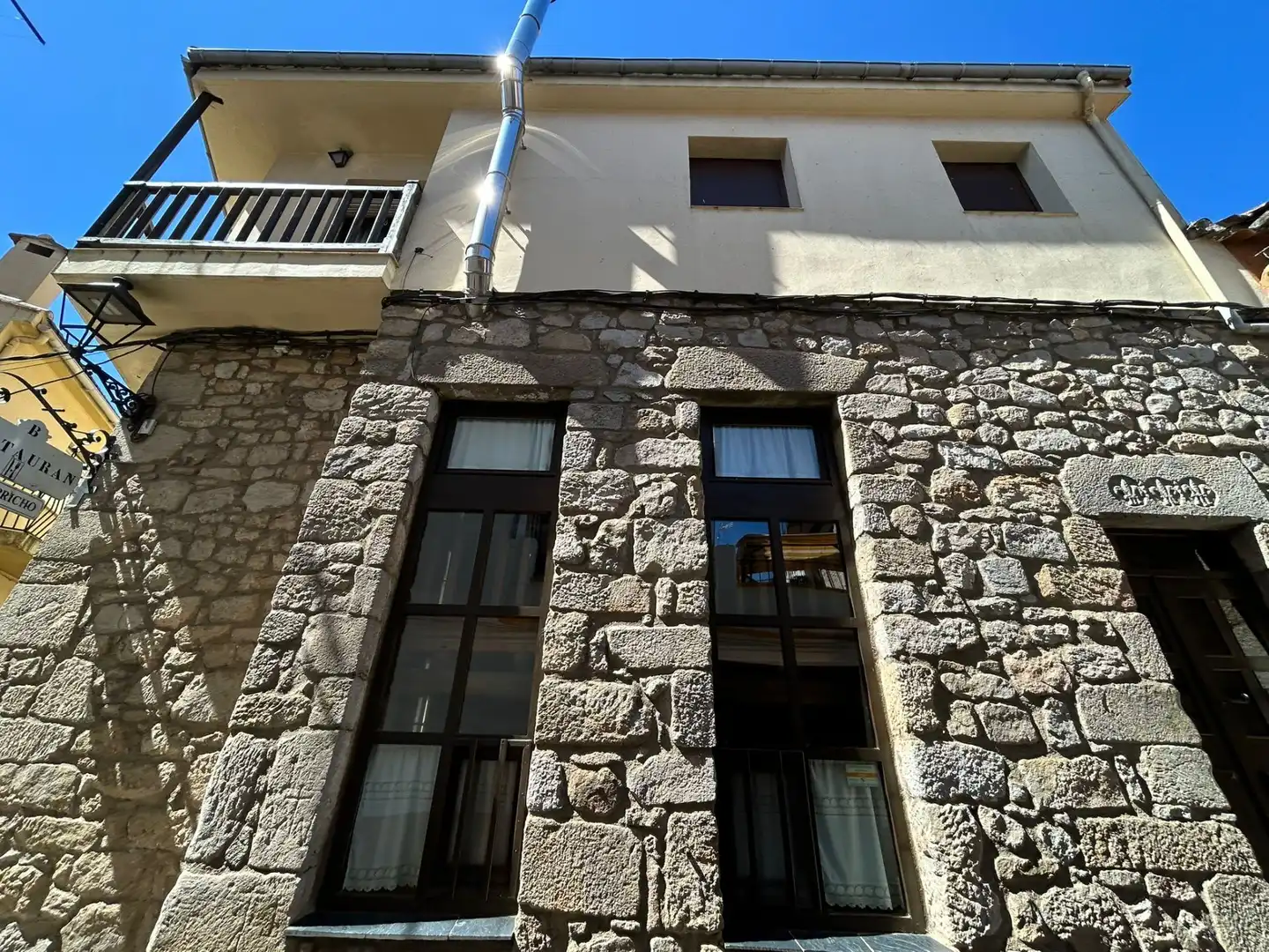 Mixt residencial en venda a Villamiel