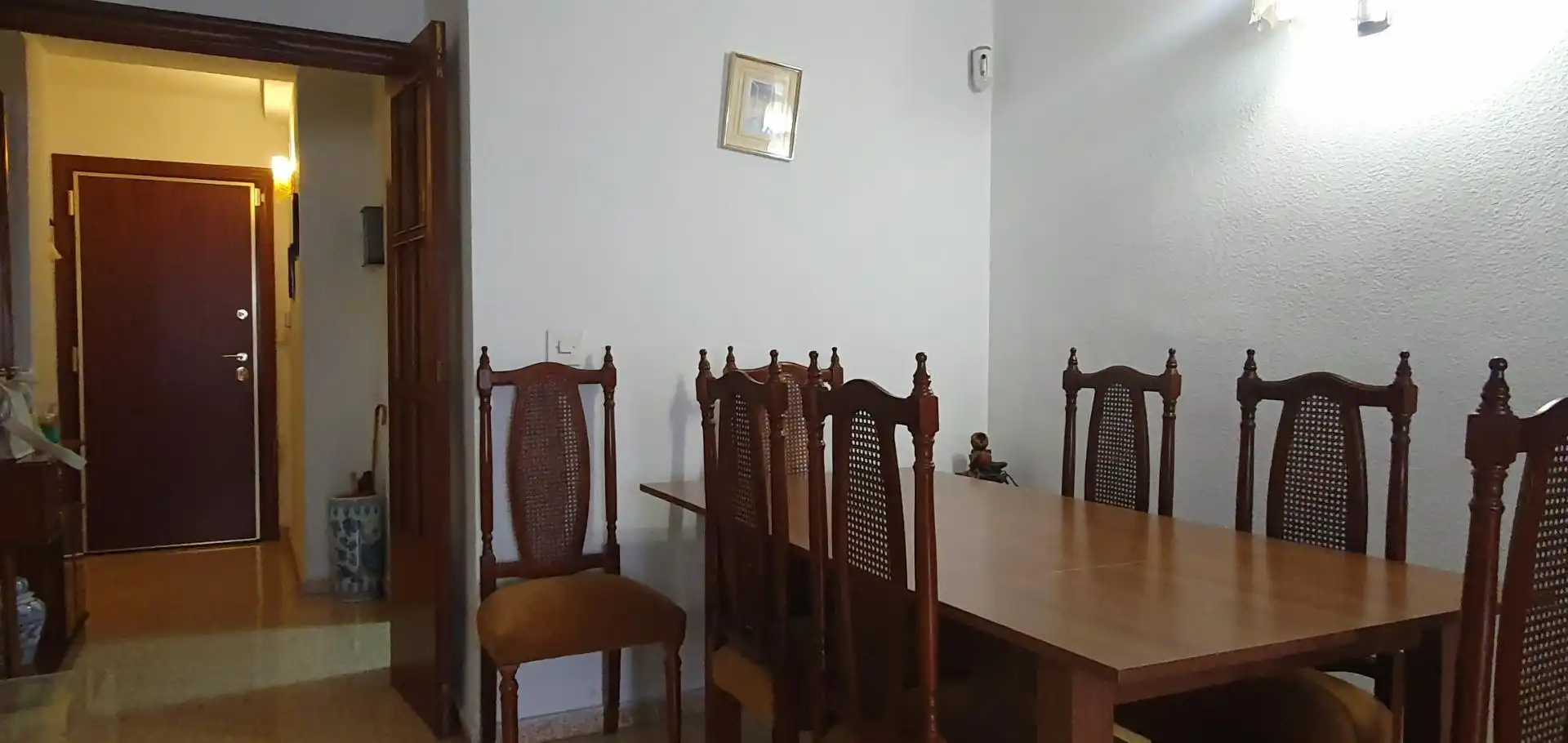 Habitación en Calle PRIMAVERA, Carolinas Altas