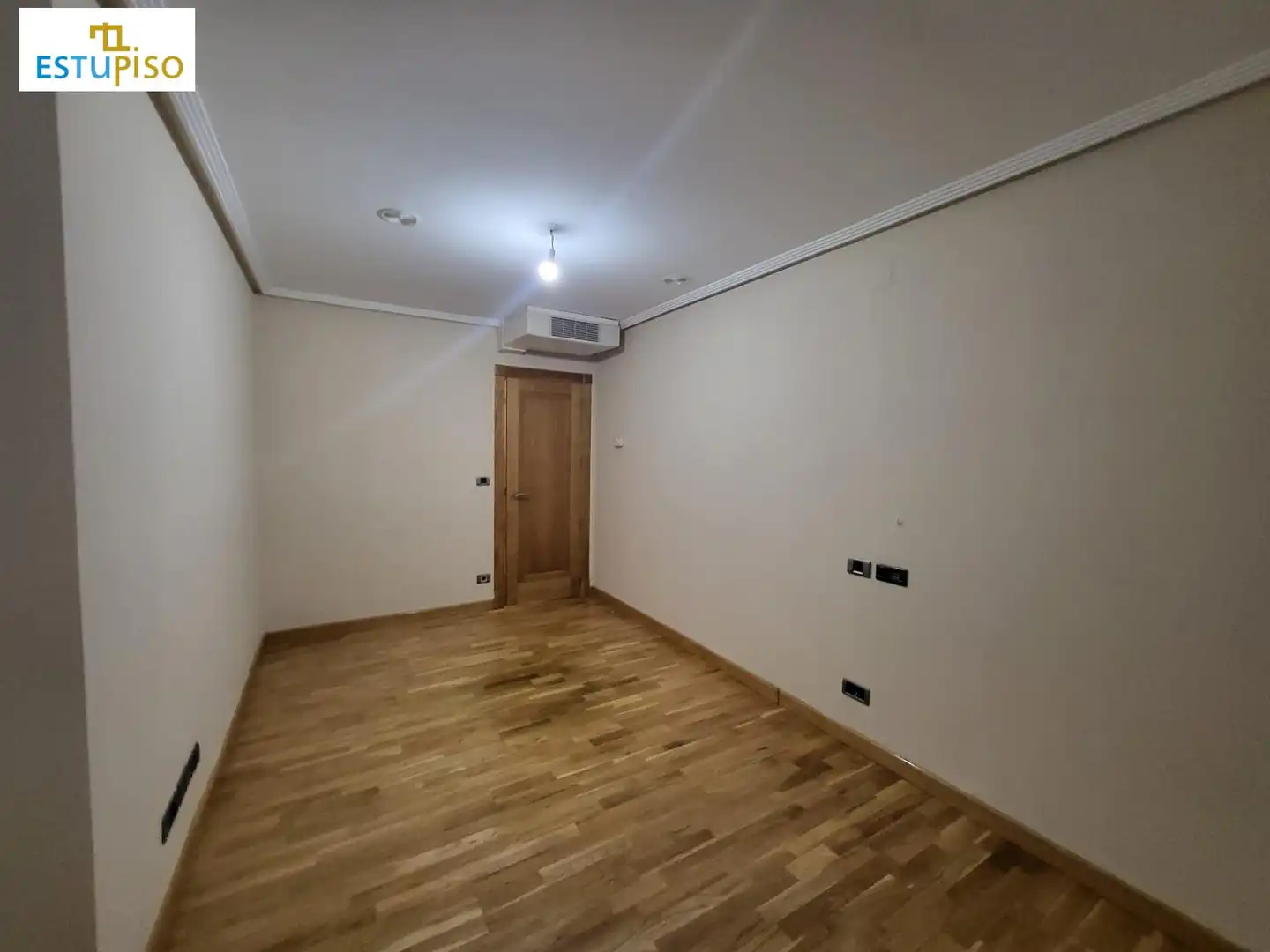 Flat for rent in León Capital   with Balcony