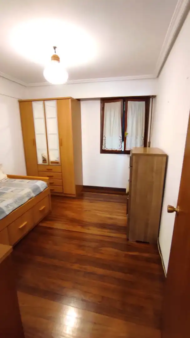Bedroom of Flat for sale in Ermua  with Furnished and Balcony