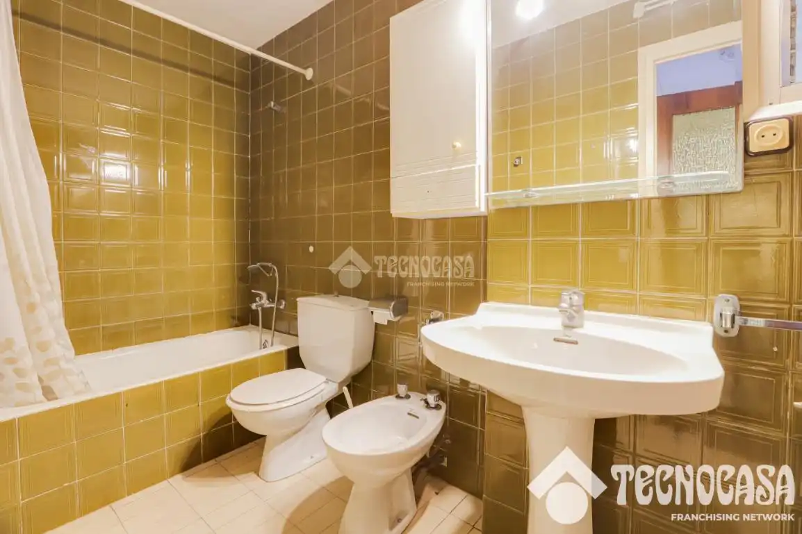 Piso con terraza en venta en Carrer del Consell de Cent, imagen 15
