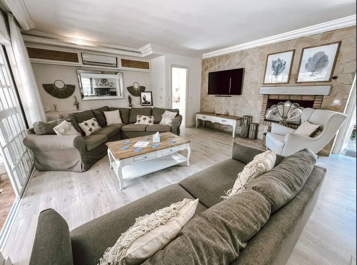 Villa mit Pool zum Verkauf in Nueva Andalucía, imagen 8