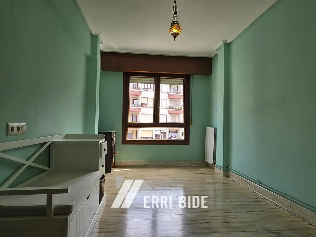 Bedroom of Flat for sale in Zamudio  with Heating and Storage room