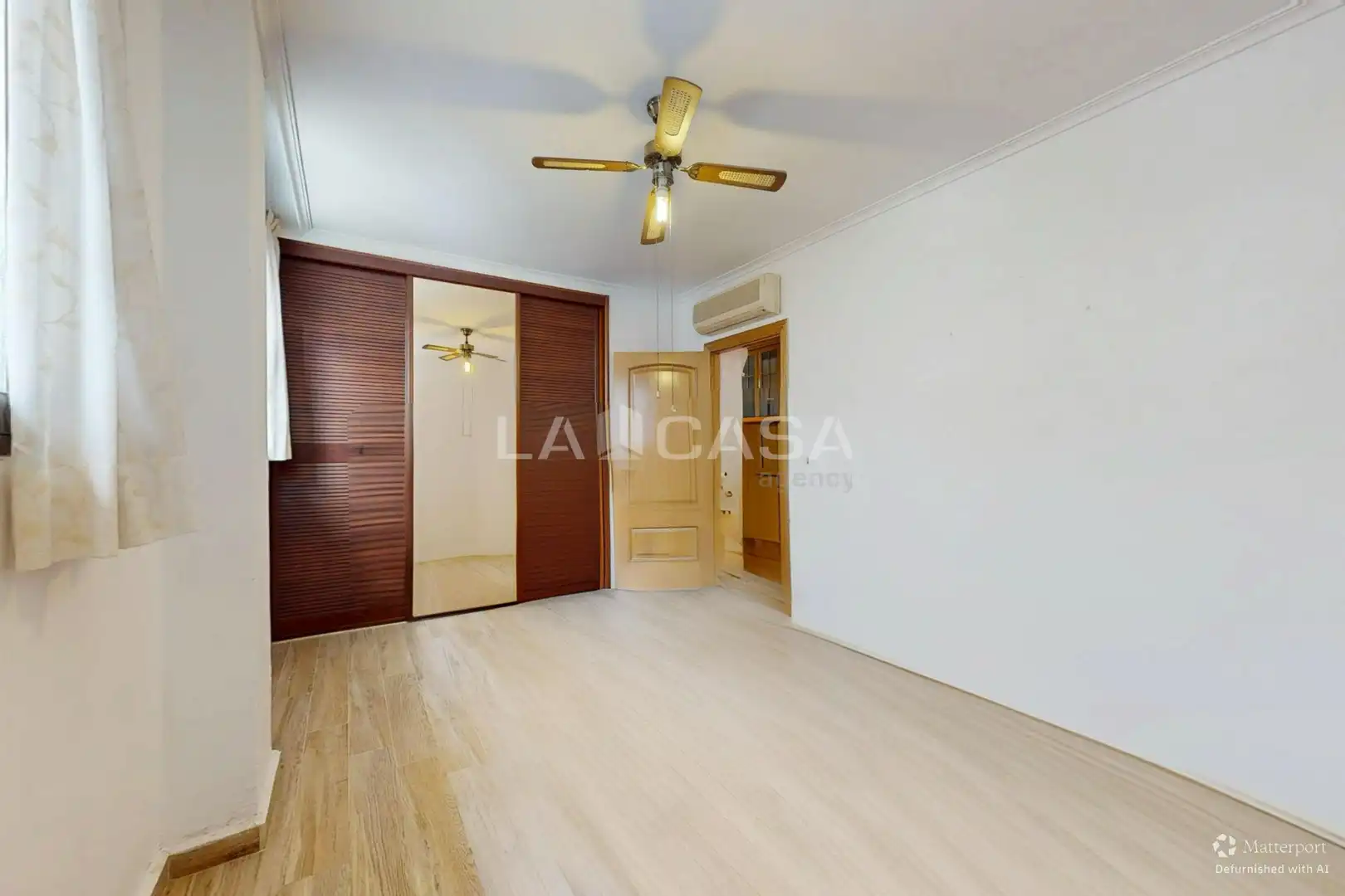 Piso en venta en Valencia con Terraza