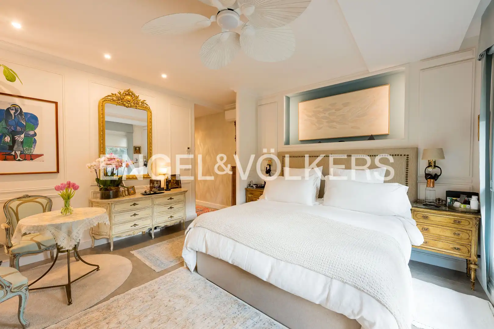 Bedroom of Houses for sale in Madrid  with Air Conditioner, Heating and Private garden