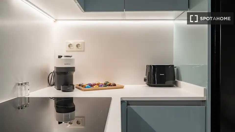 Kitchen of Flat for rent in Barcelona  with Air Conditioner, Heating and Furnished