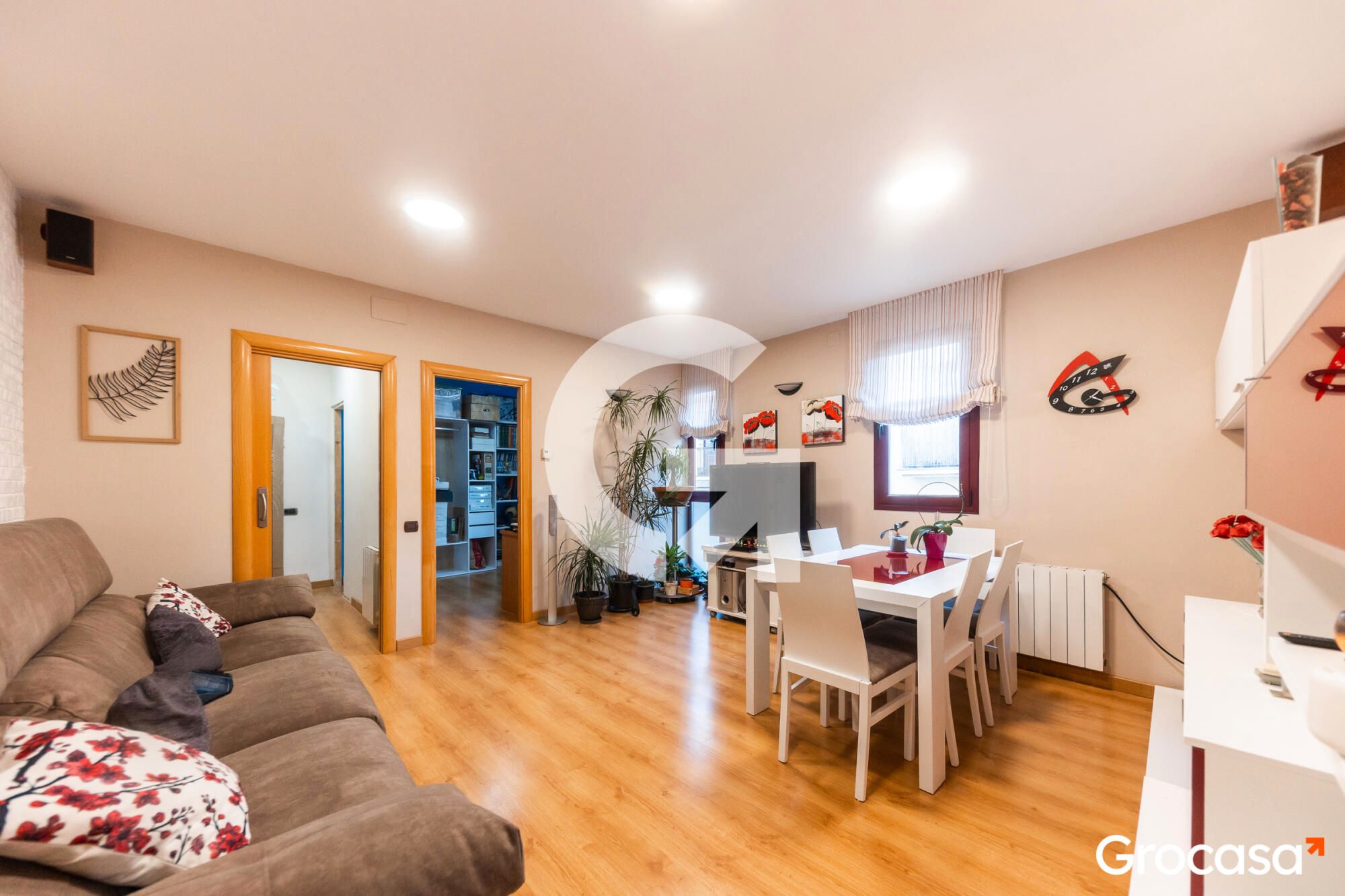 Living room of Flat for sale in  Barcelona Capital  with Air Conditioner, Heating and Oven