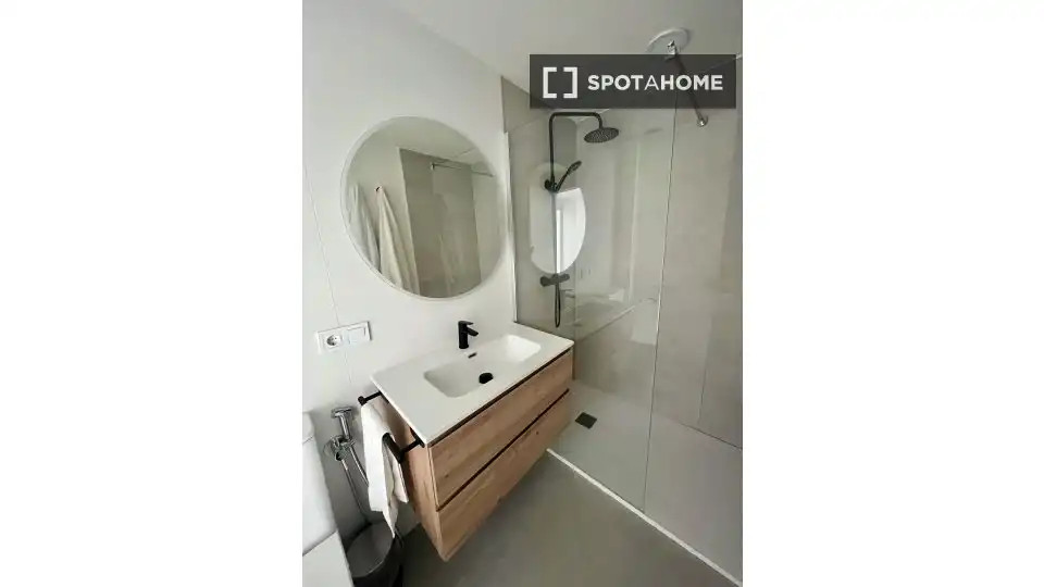 Habitació a Alicante / Alacant, Alicante