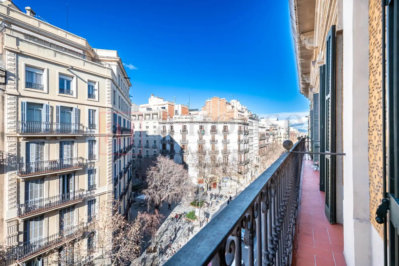 Piso con terraza en venta en Calle de la Diputació, imagen 5
