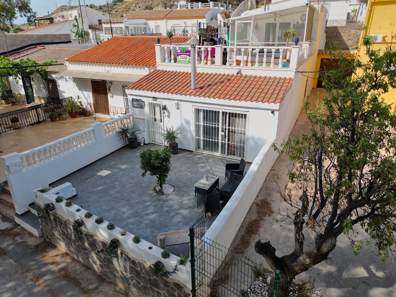 Vista exterior de Casa adosada en venda en Cuevas del Almanzora amb Terrassa