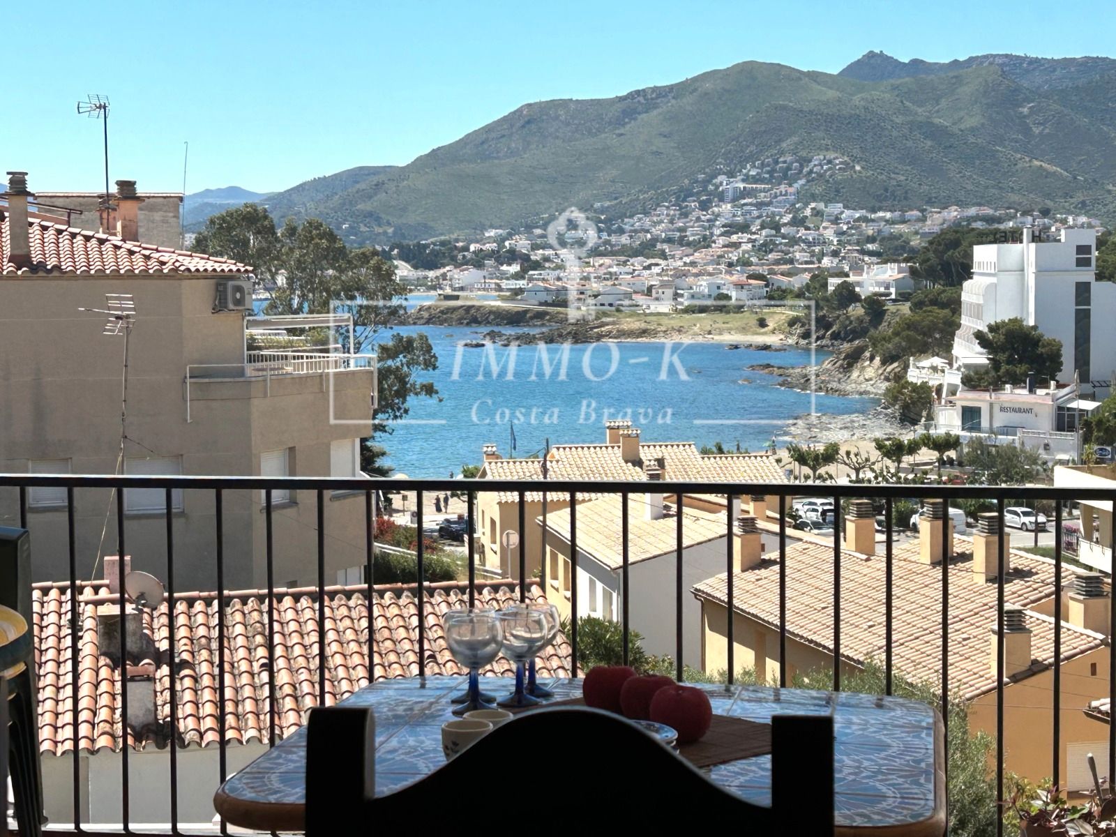 Terrassa de Casa adosada en venda en Llançà amb Aire condicionat, Calefacció i Jardí privat