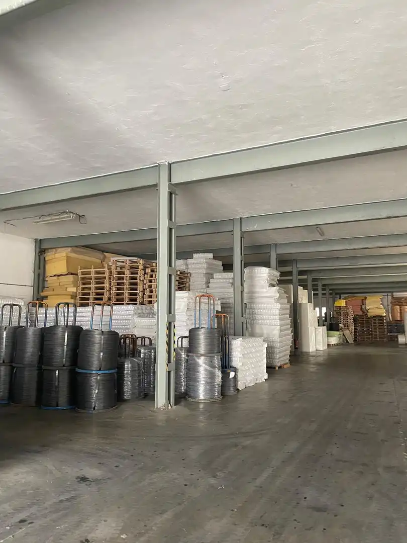 Industrial building to rent in Albal