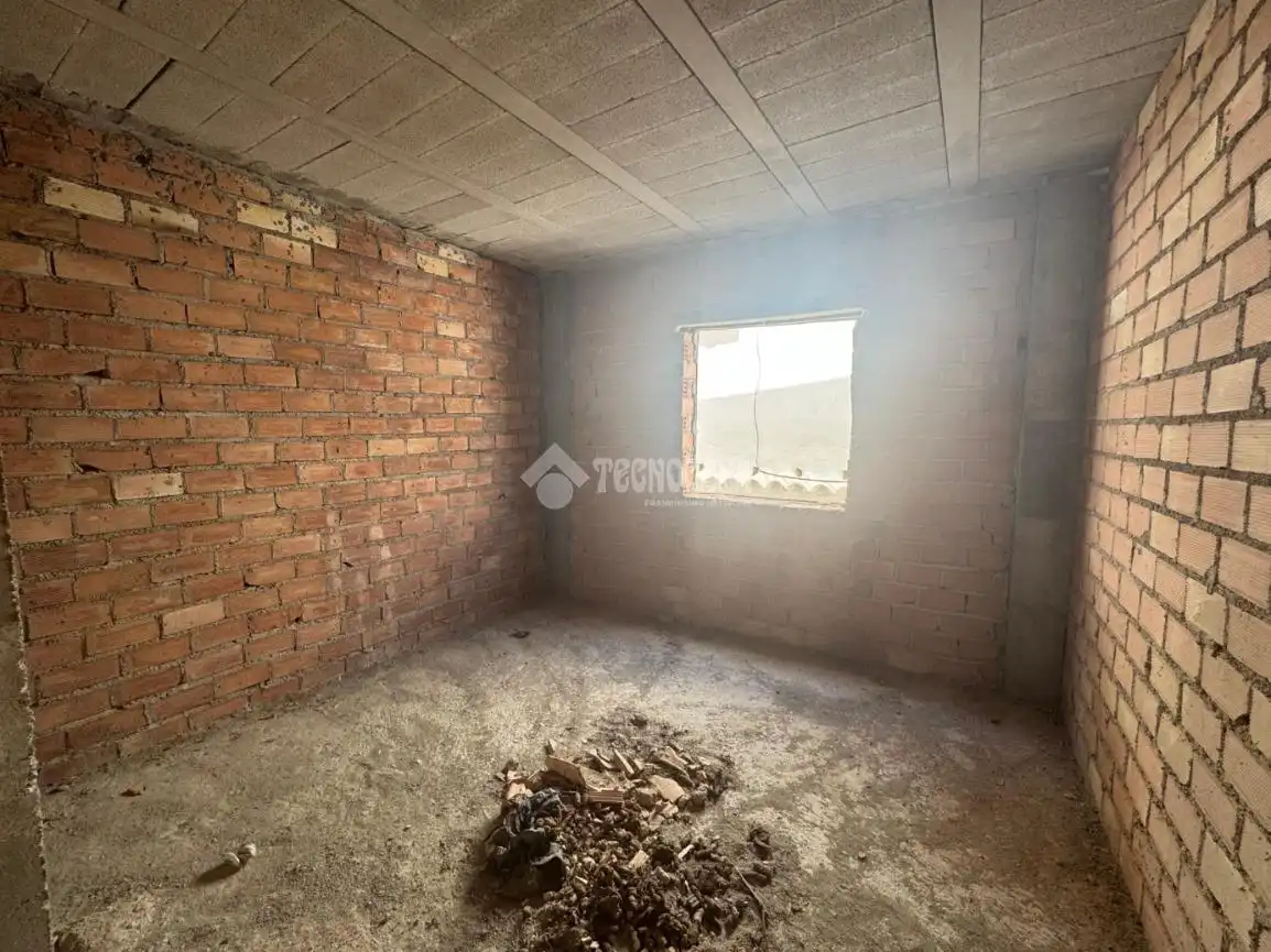 Casa adosada en venda en Ítrabo