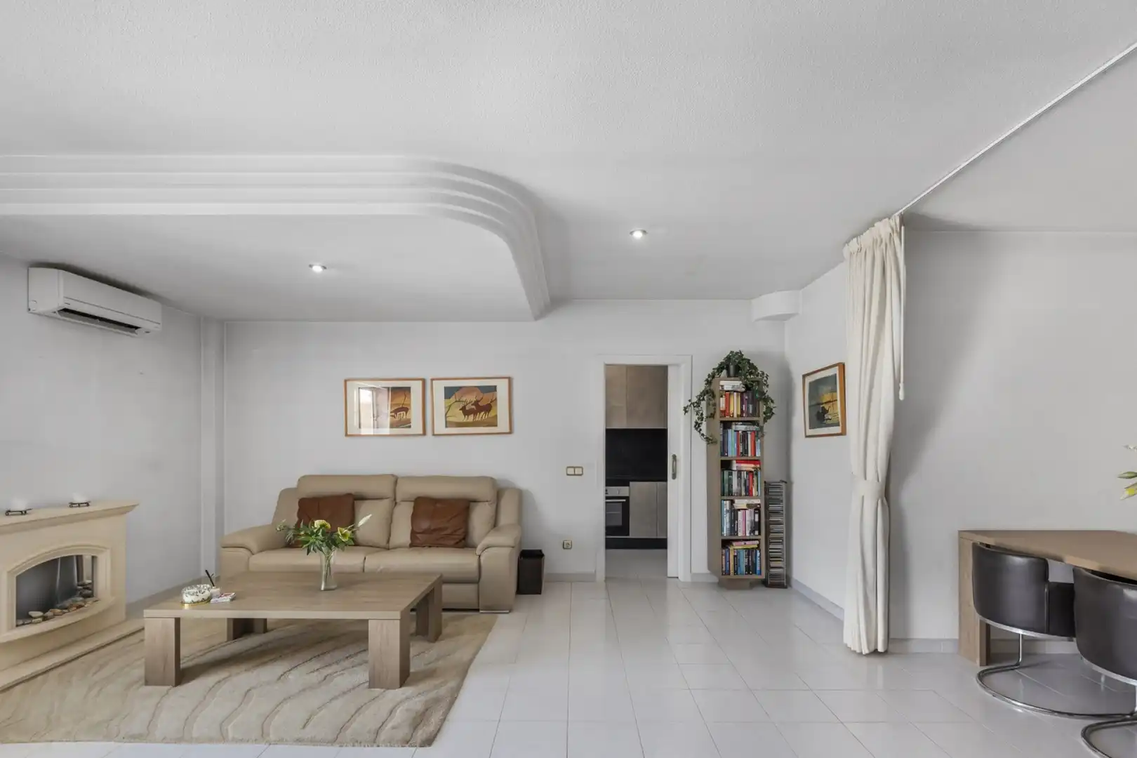 Sala de estar de Piso en venta en Guardamar del Segura con Calefacción, Terraza y Piscina