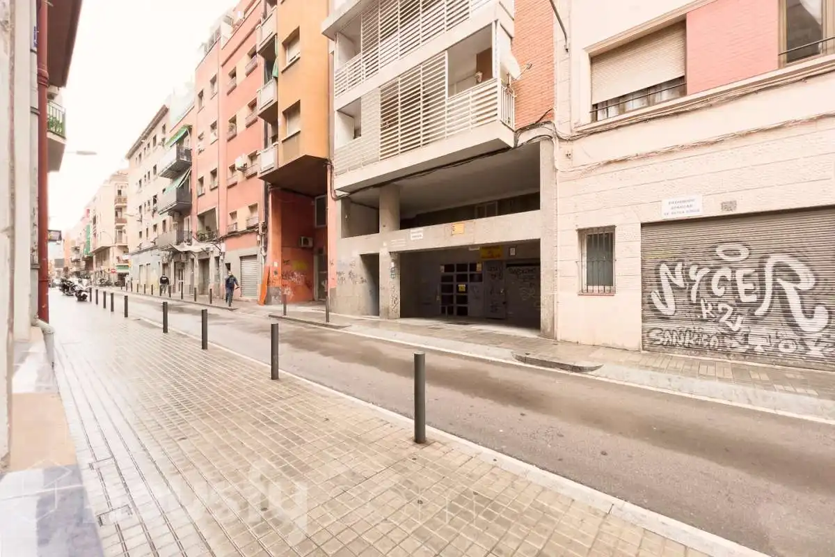 Ground floor for rent in L'Hospitalet de Llobregat, Barcelona