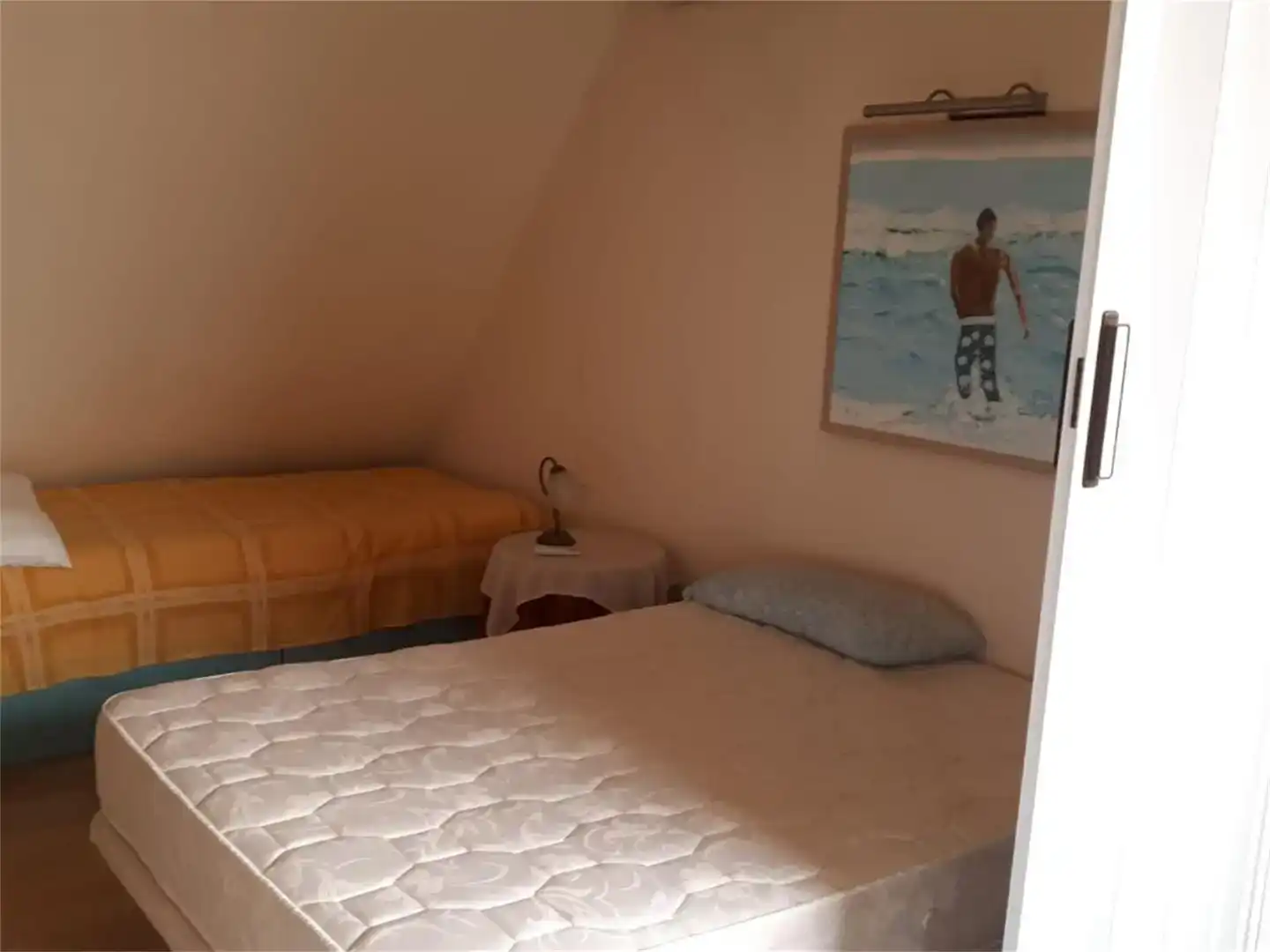 Habitación de Piso de alquiler en Valdemorillo con Aire acondicionado, Jardín privado y Parquet