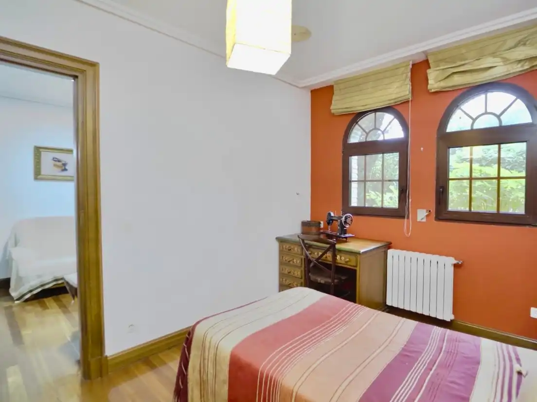 Habitación de Casa o chalet en venta en Las Rozas de Madrid con Aire acondicionado, Calefacción y Jardín privado