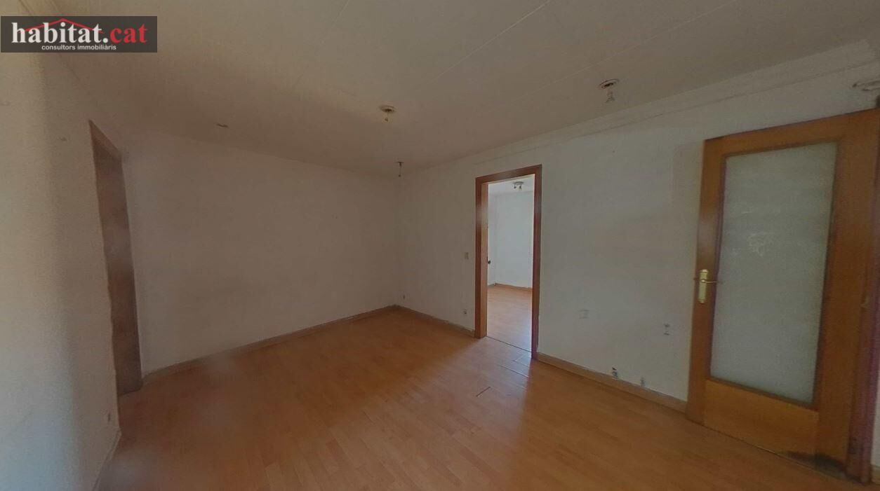 Sala d'estar de Pis en venda en Cubelles amb Parquet