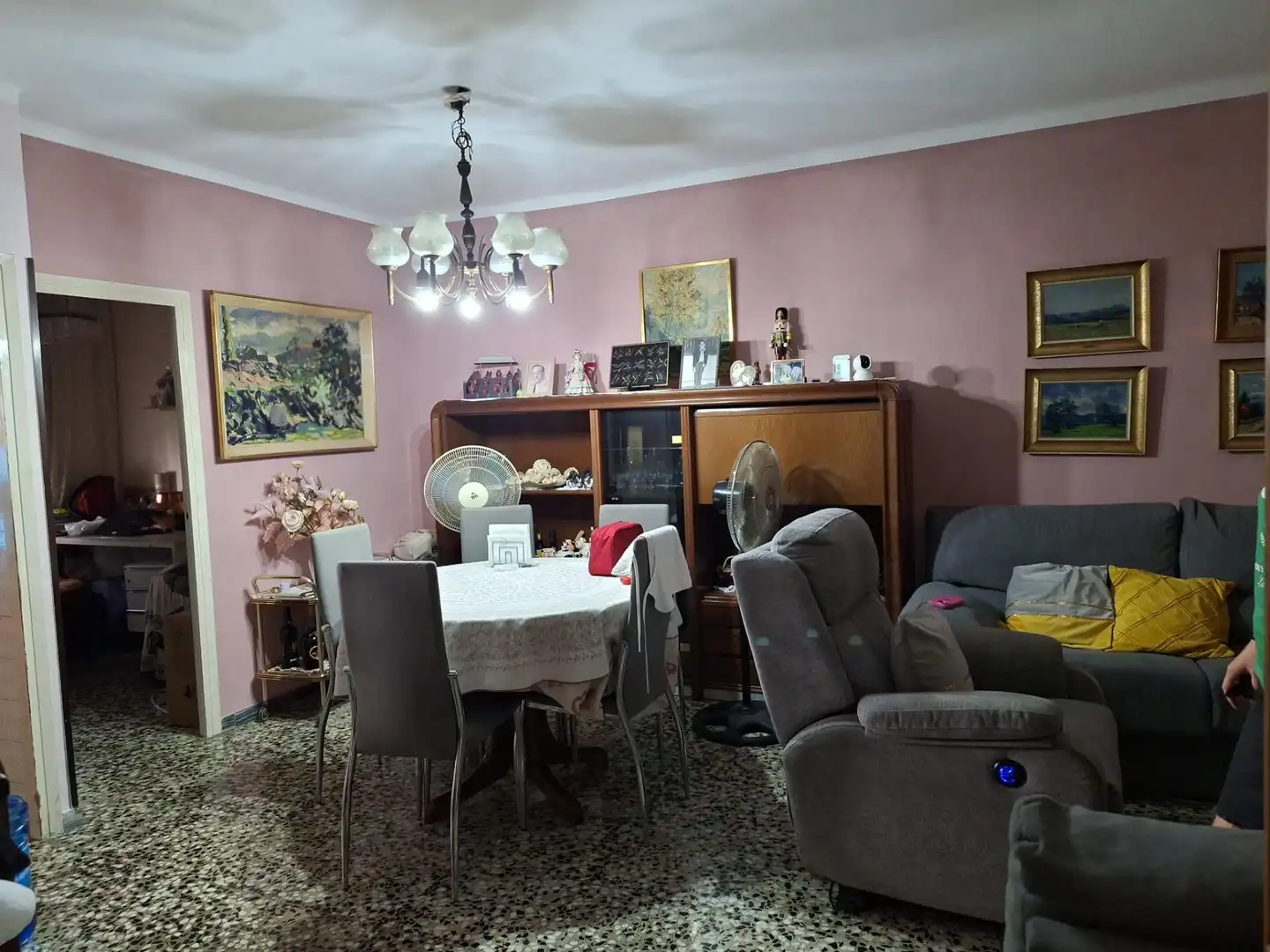Comedor de Casa adosada en venta en Castellar del Vallès con Calefacción, Terraza y Trastero