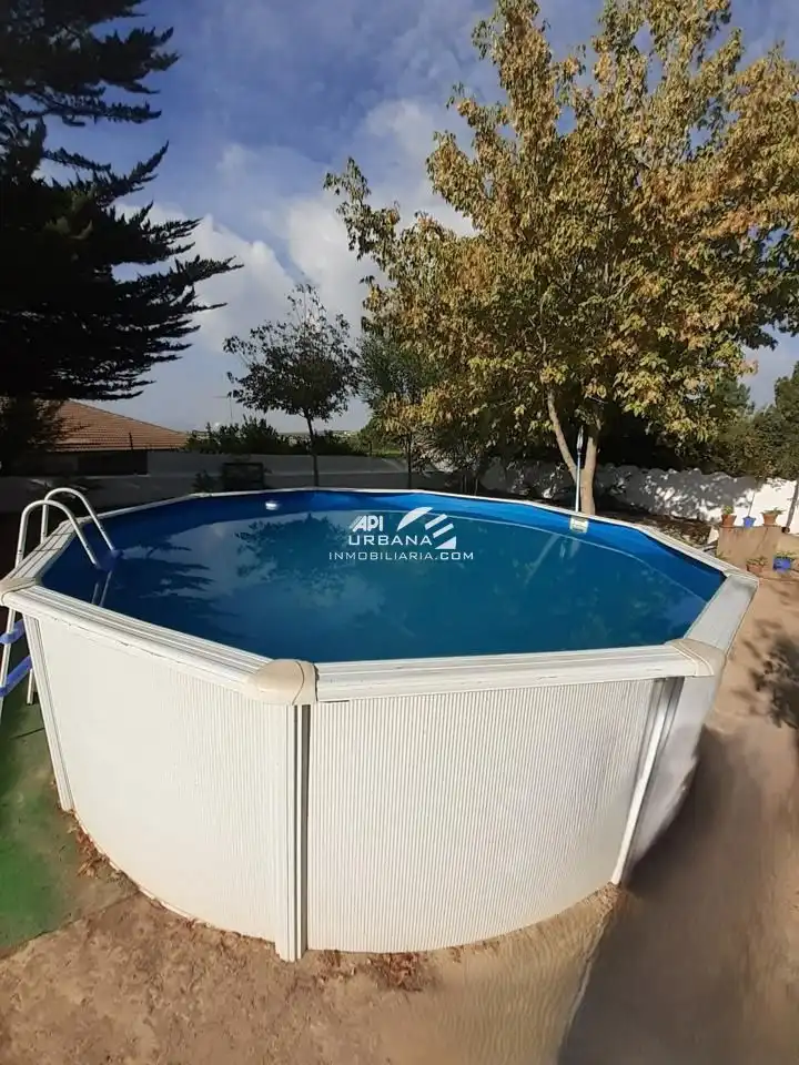 Schwimmbecken von Haus oder Chalet zur Miete in Lucena mit Schwimmbad