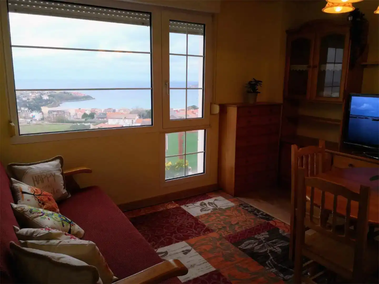 Schlafzimmer von Wohnung zur Miete in Suances mit Privatgarten, Parkett und Abstellraum