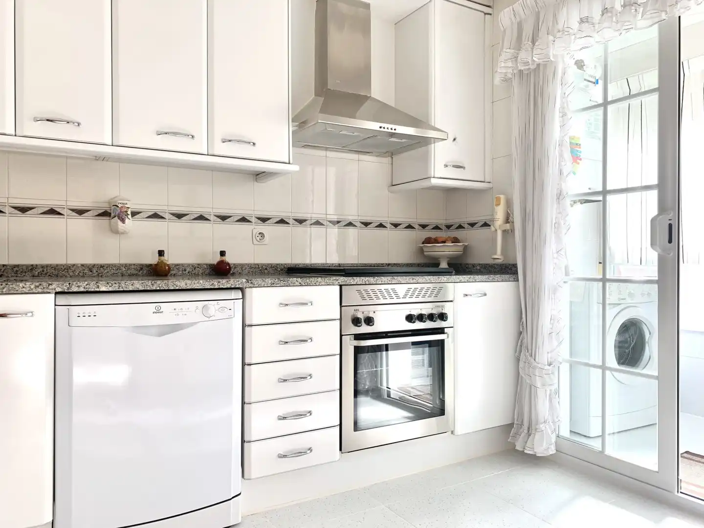 Cocina de Casa adosada de alquiler en Alcobendas con Aire acondicionado, Calefacción y Terraza