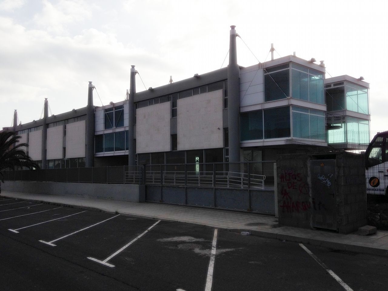 Vista exterior de Nau industrial en venda en  Santa Cruz de Tenerife Capital