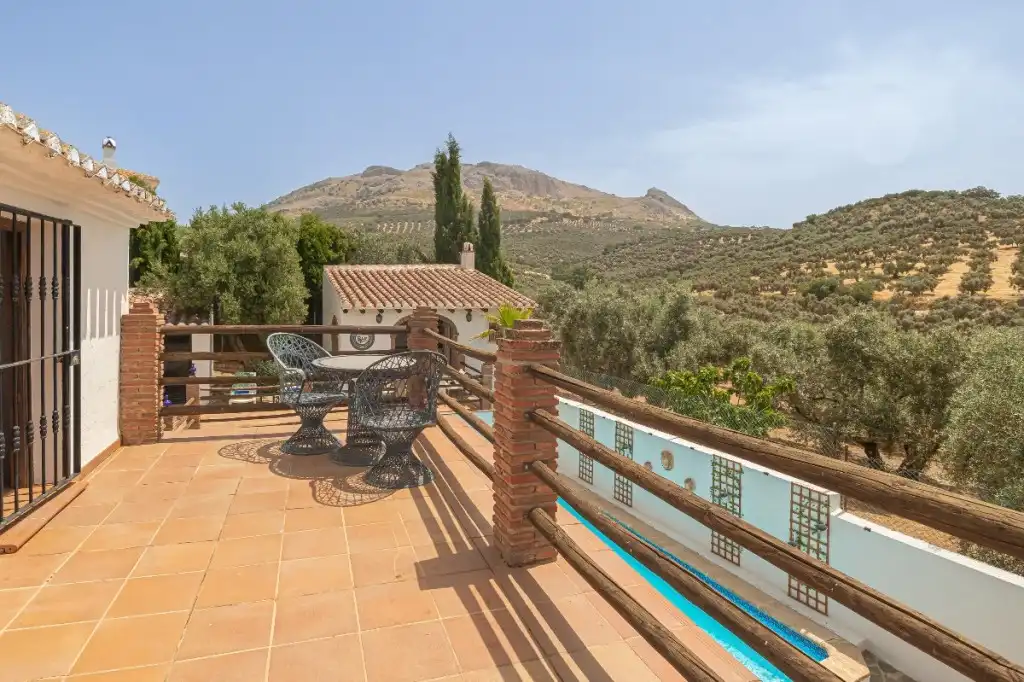 Casa rústica amb terrassa en venda a Villanueva del Trabuco, imagen 27