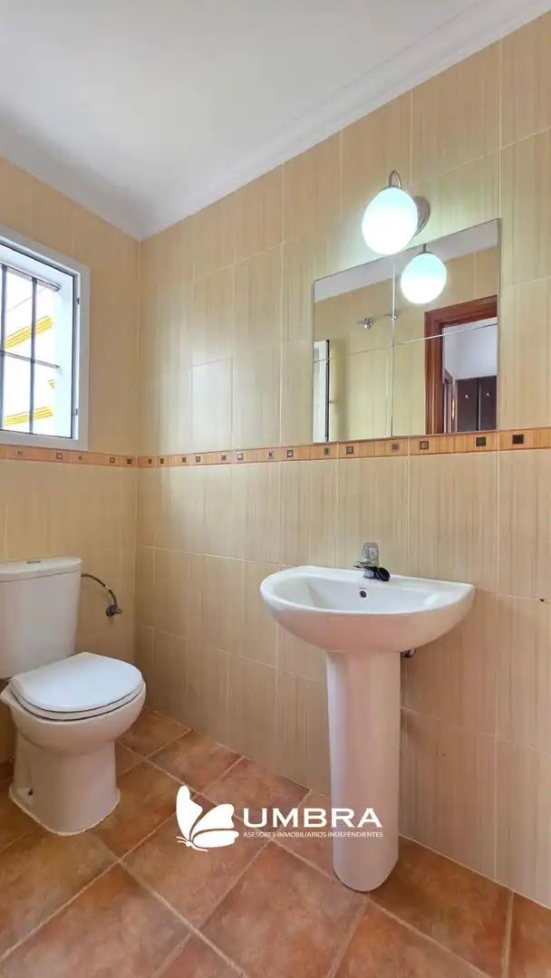 Bathroom of Detached homes for sale in Jerez de la Frontera