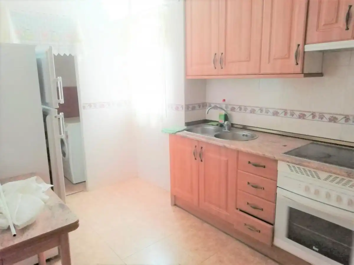 Cocina de Piso de alquiler en Ciudad Real con Calefacción y Terraza