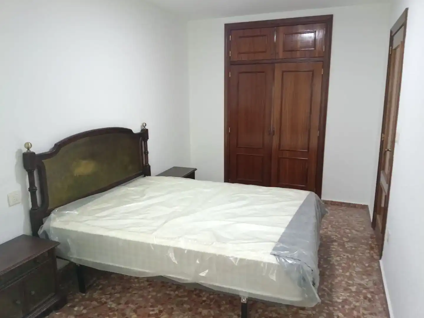 Dormitori de Pis en venda en Martos amb Aire condicionat i Balcó
