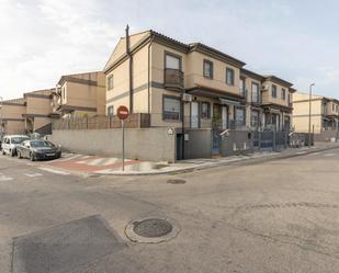 Exterior view of Single-family semi-detached for sale in Maracena  with Air Conditioner and Balcony